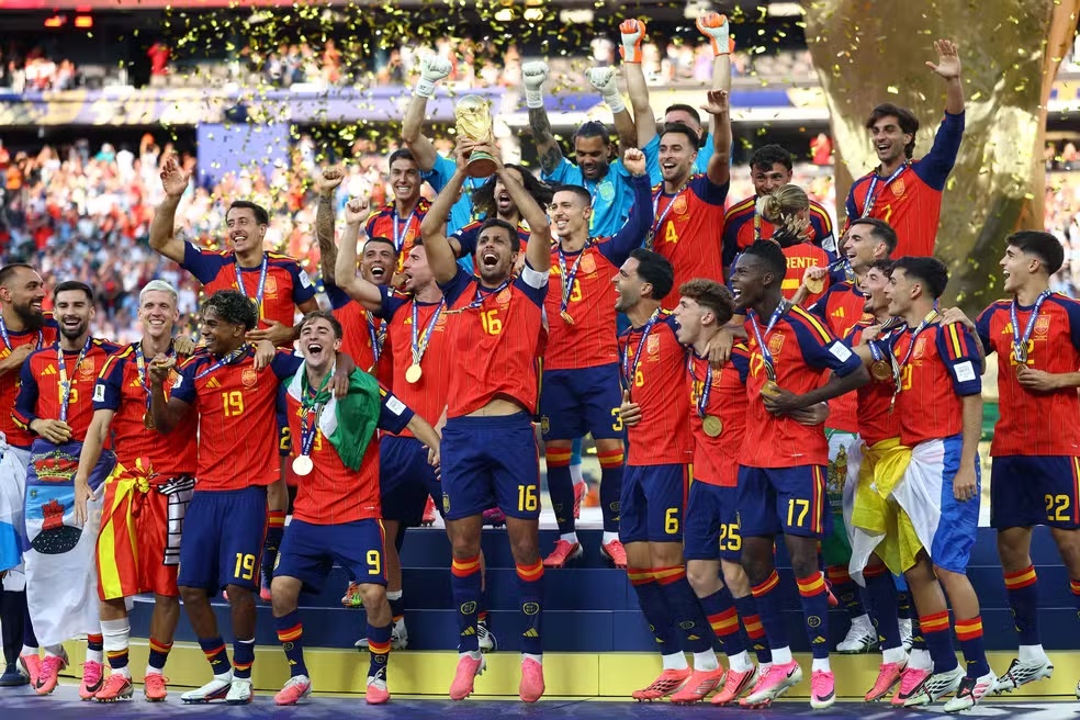Gol aos 106 minutos! Espanha derruba a Argentina e conquista o bicampeonato